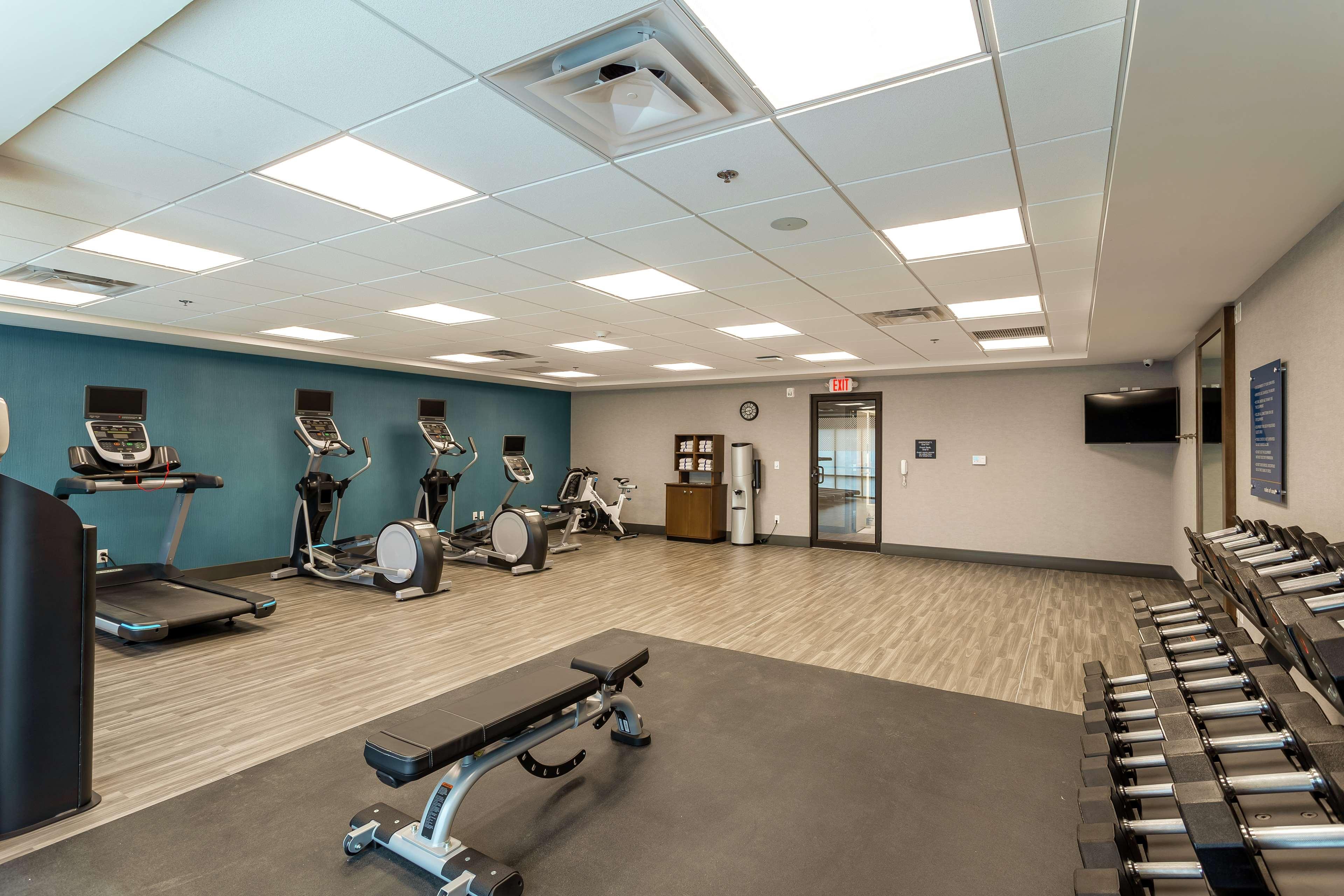 Hampton Inn Madison, Oh Bagian luar foto