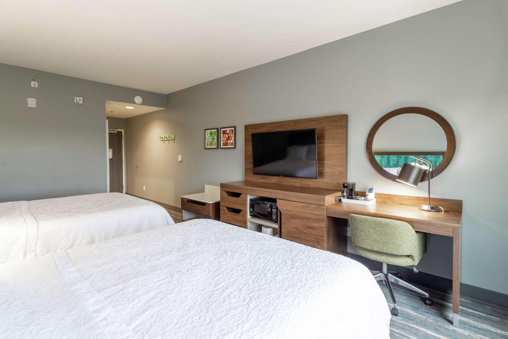 Hampton Inn Madison, Oh Bagian luar foto
