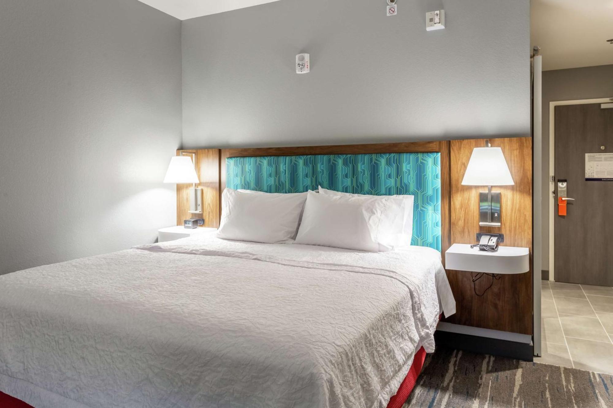 Hampton Inn Madison, Oh Bagian luar foto