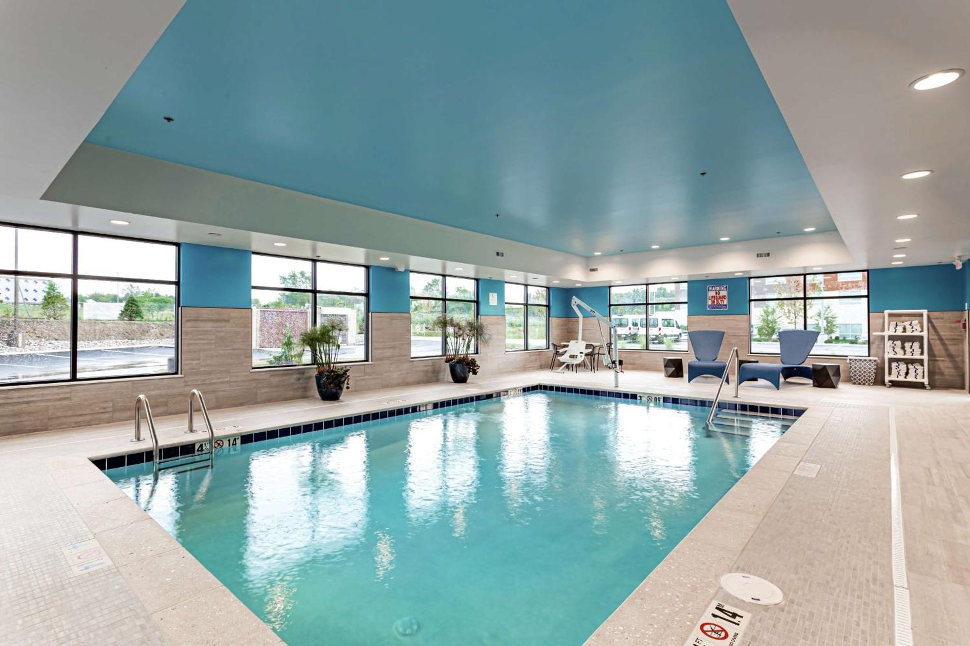 Hampton Inn Madison, Oh Bagian luar foto